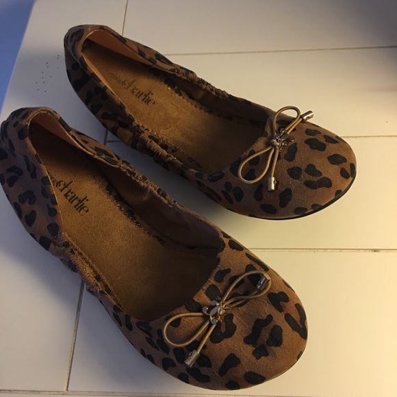 Ballet Flats Cheetah Print SZ 9 Charming Charlie - Picture 2 of 5